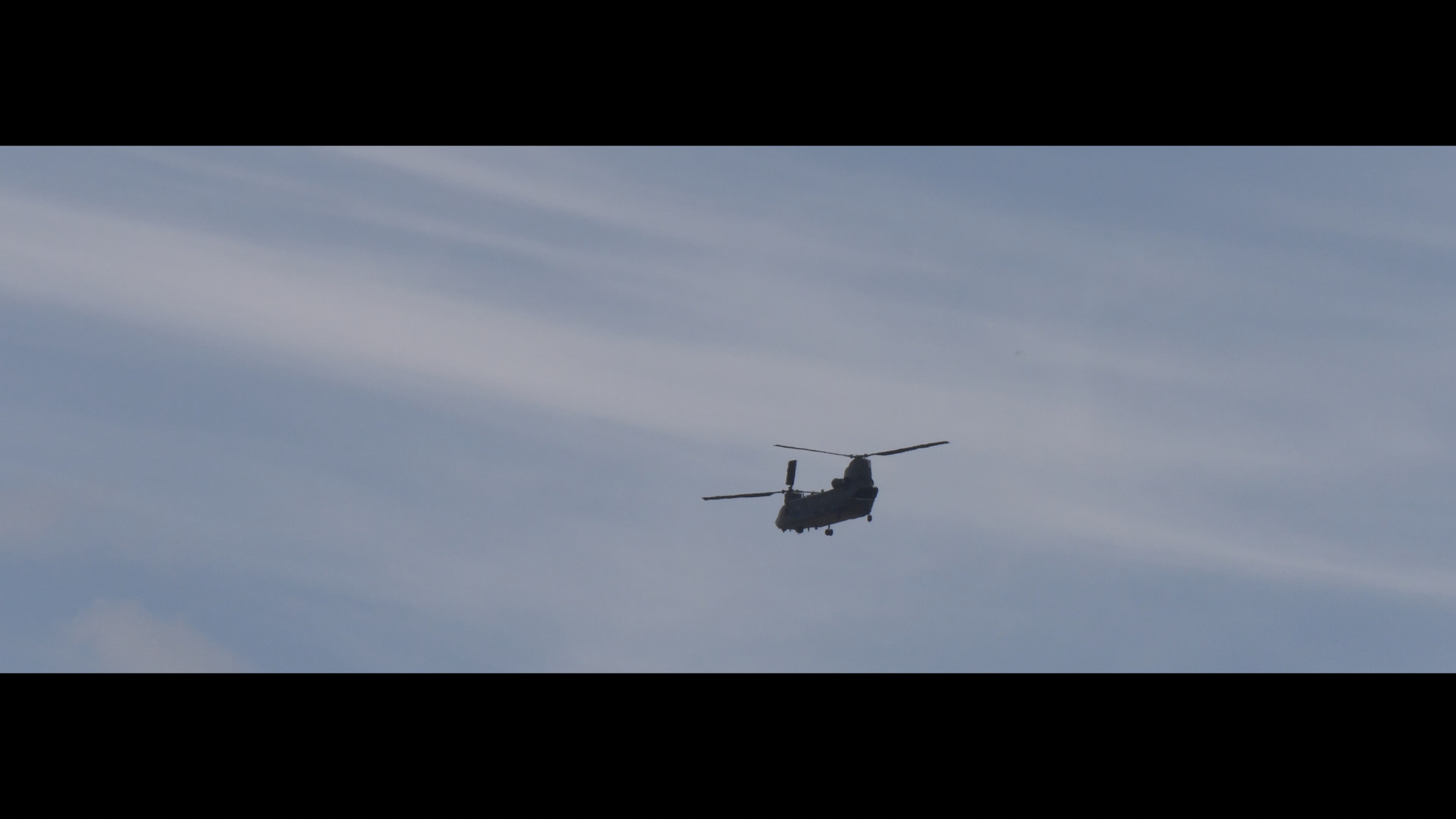 RAF Chinook Flying Low over King's Lynn